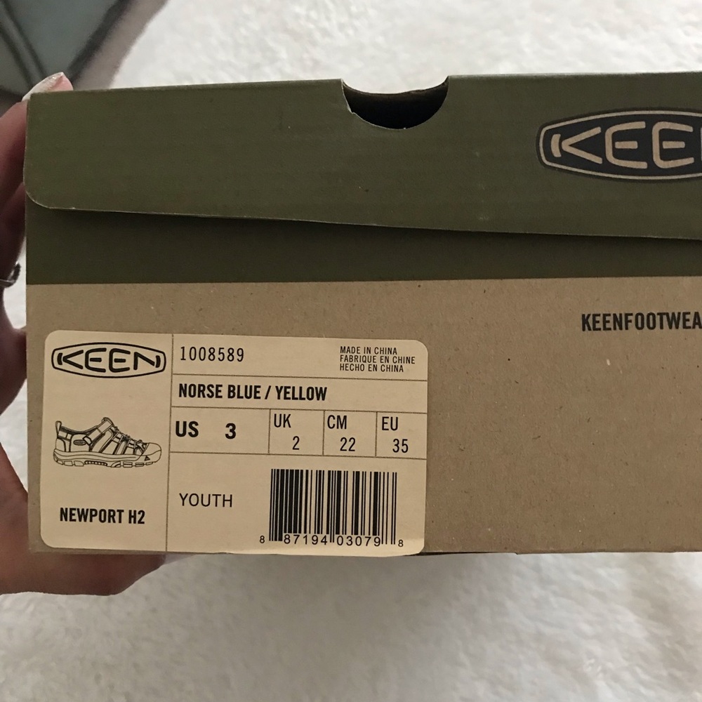 Outdoor shoe KEEN